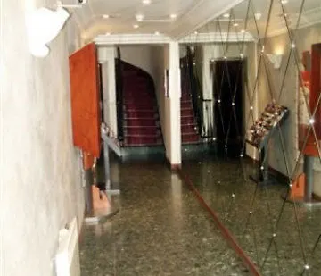 Le Montana Hotel